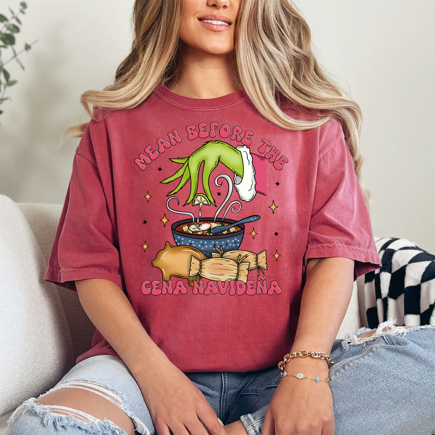 Mean Before Cena Navidena Comfort Colors T-Shirt