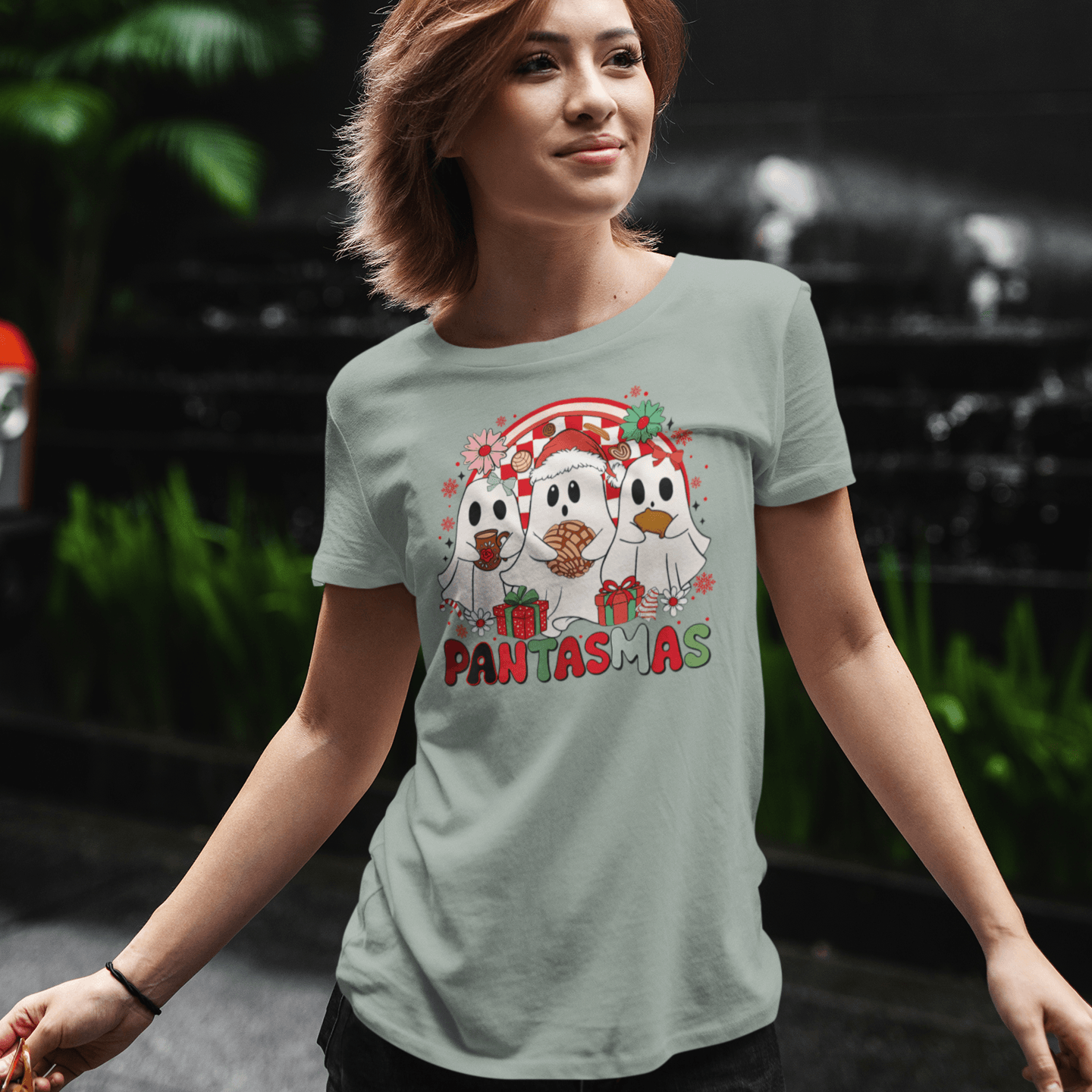 Pantasmas Christmas (3 Ghosts) T-Shirt - Casita Bonita Creations