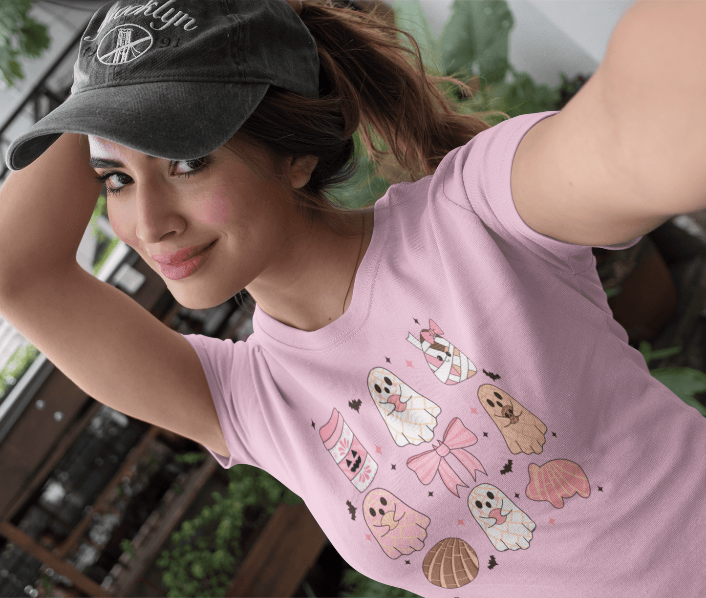 Pantasmas Conchas Y Cucuys T-Shirt - Casita Bonita Creations