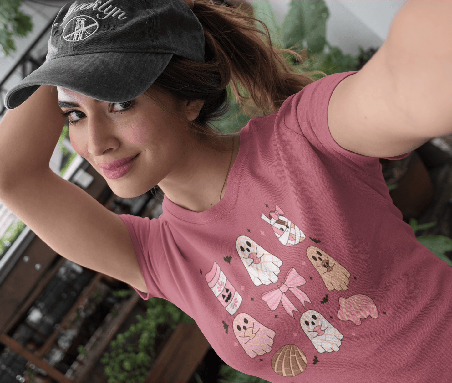 Pantasmas Conchas Y Cucuys T-Shirt - Casita Bonita Creations